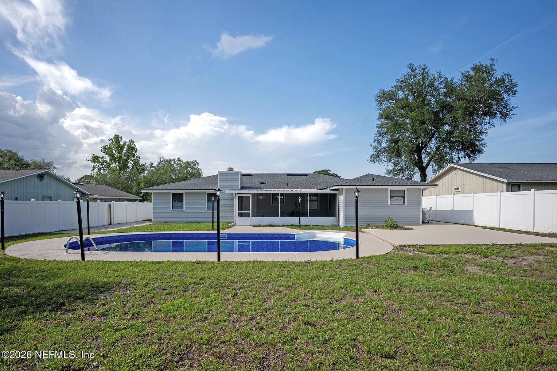 Photo 2 of 3219 SUMMERSET Drive, Orange Park, FL 32065
