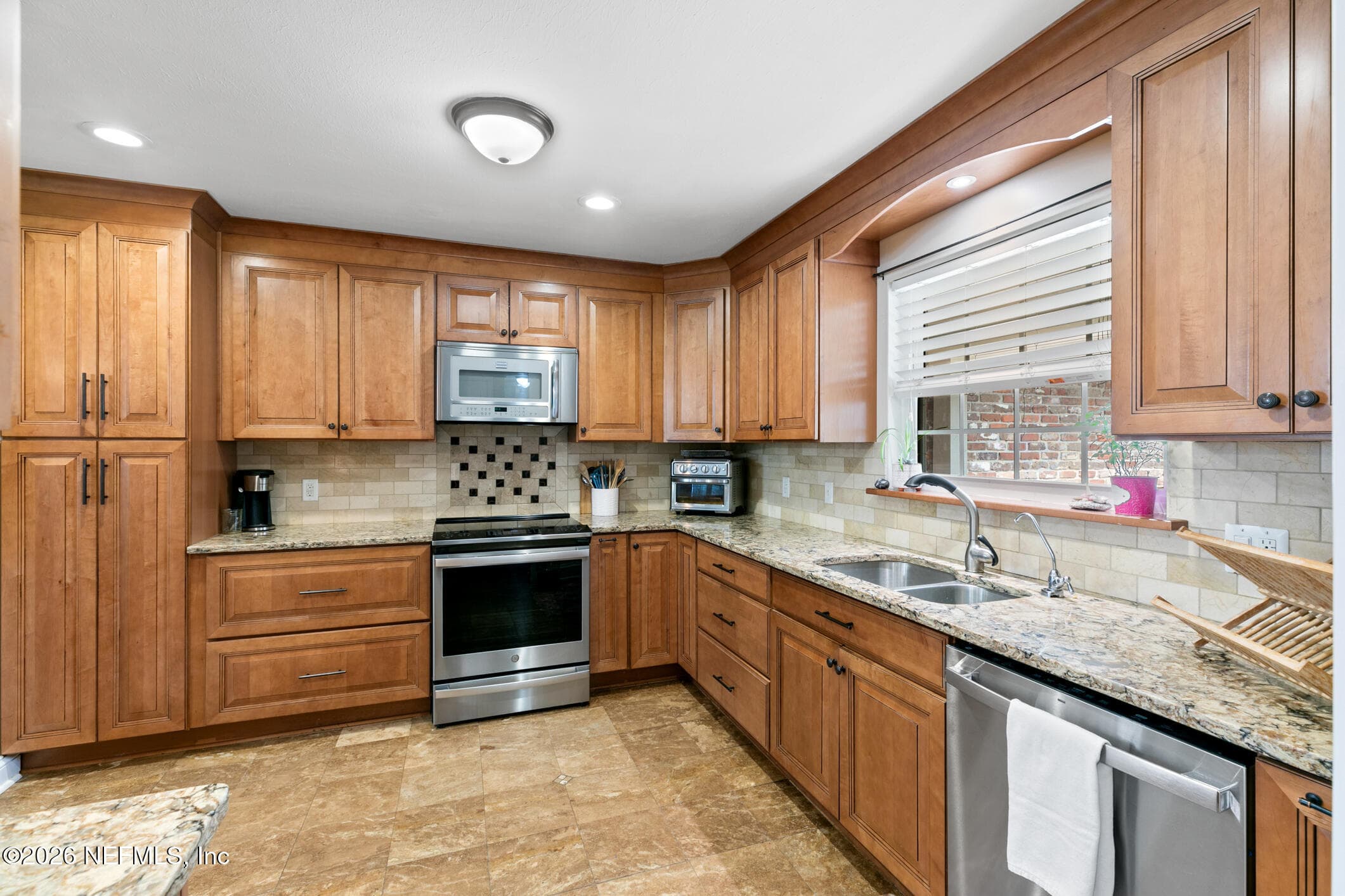 Photo 18 of 2320 HOLLY LEAF Lane, Orange Park, FL 32073