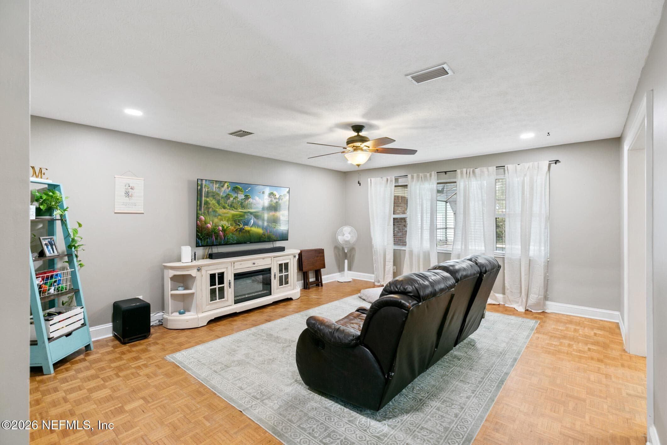Photo 14 of 2320 HOLLY LEAF Lane, Orange Park, FL 32073