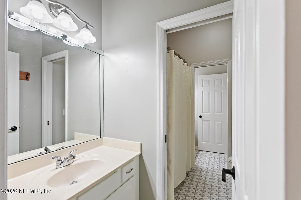 Jack and Jill Bathroom — 771 CYPRESS CROSSING Trail, St. Augustine, FL 32095