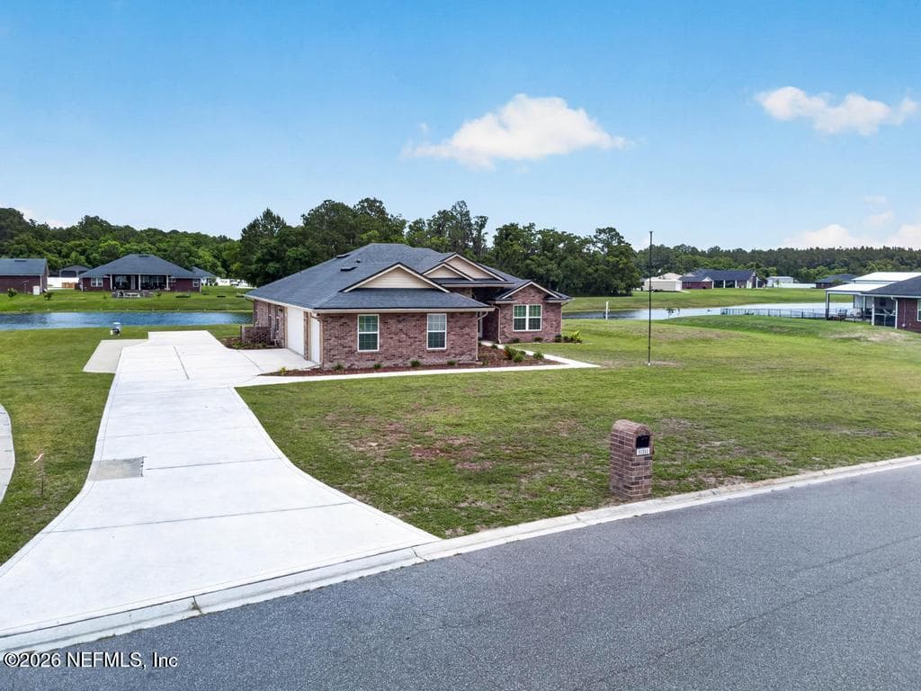 Photo 7 of 53702 CARRINGTON Drive, Callahan, FL 32011