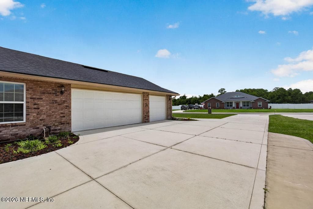 Photo 10 of 53702 CARRINGTON Drive, Callahan, FL 32011