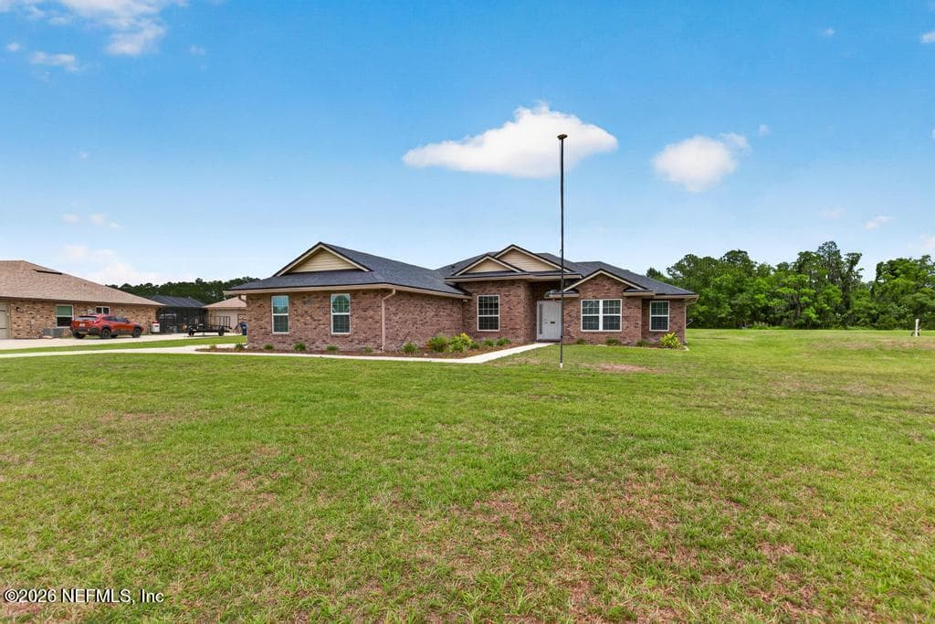 Photo 13 of 53702 CARRINGTON Drive, Callahan, FL 32011