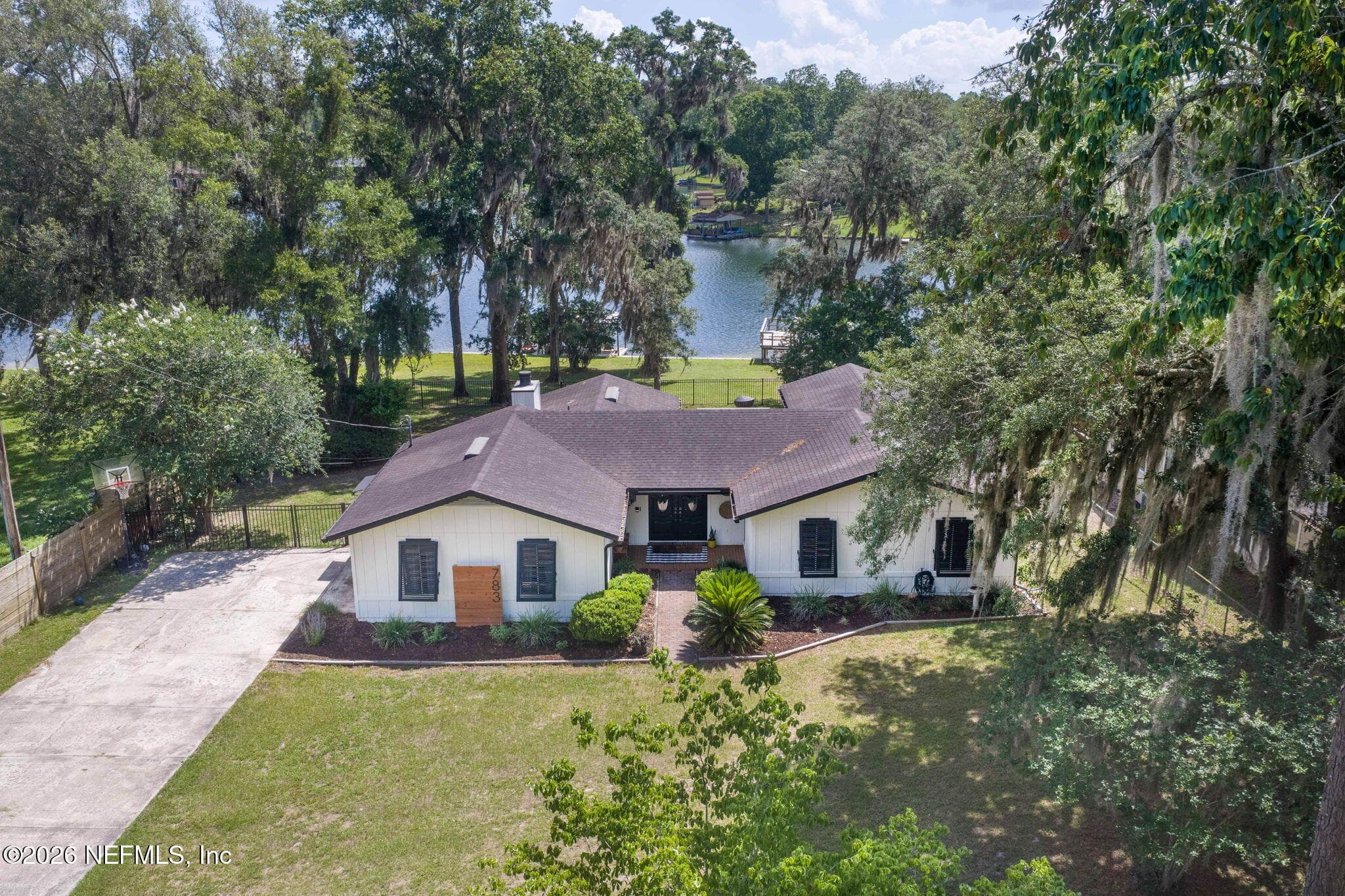 Photo 4 of 783 ARTHUR MOORE Drive, Green Cove Springs, FL 32043