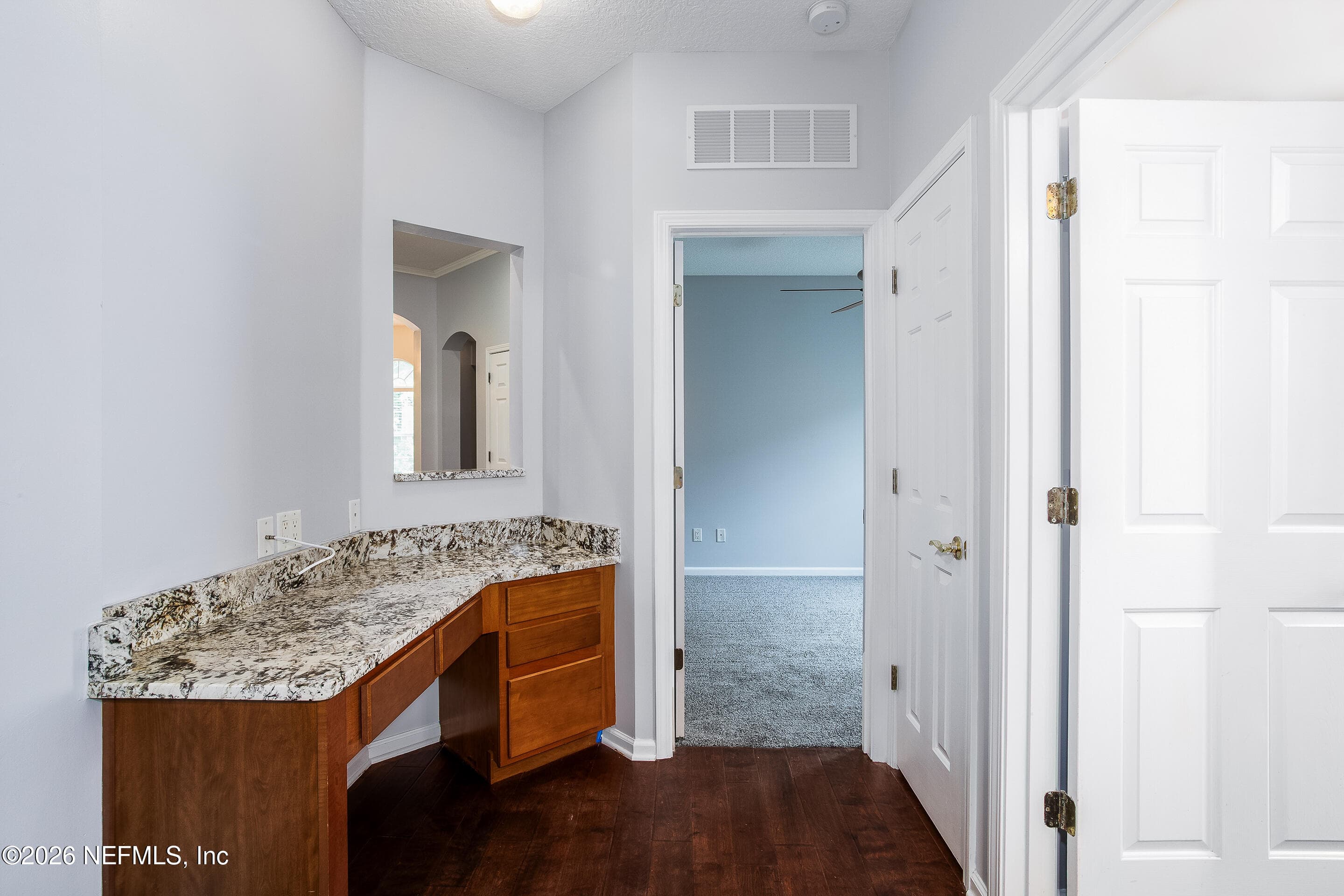 Built-in Office — 6197 KISSENGEN SPRING Court, Jacksonville, FL 32258
