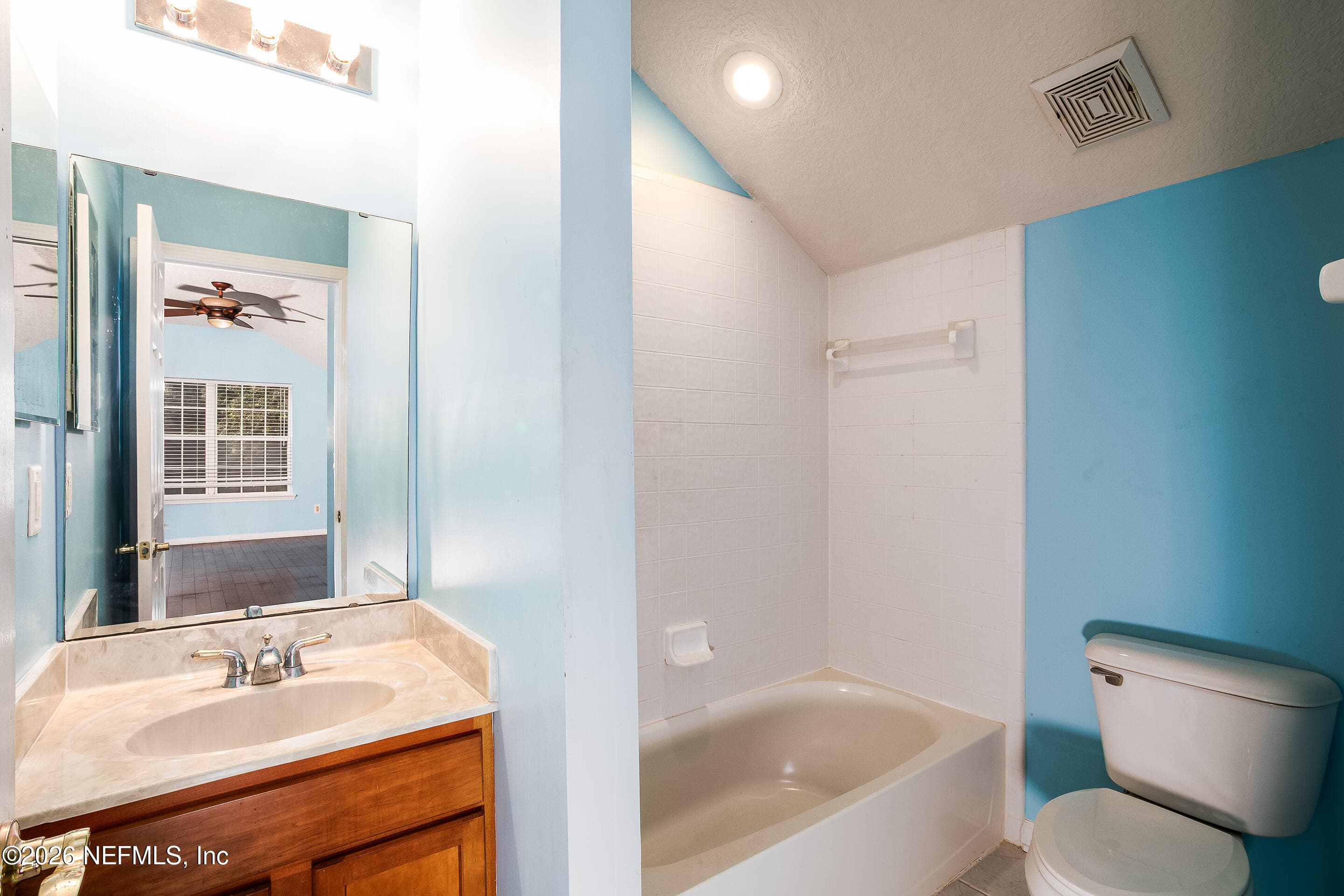 Full Bathroom 4- Upstairs — 6197 KISSENGEN SPRING Court, Jacksonville, FL 32258
