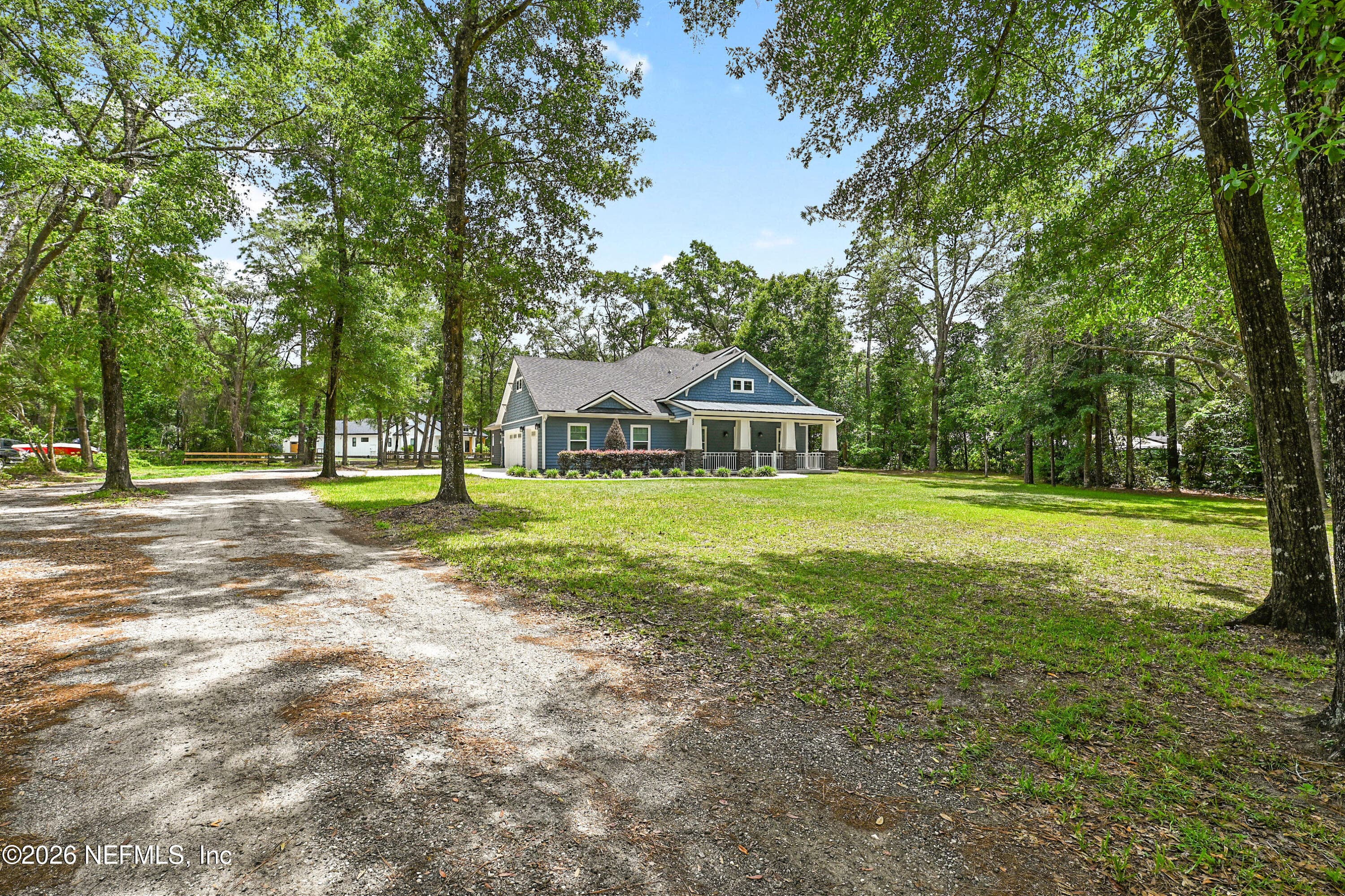 Photo 3 of 552 ARTHUR MOORE Drive, Green Cove Springs, FL 32043