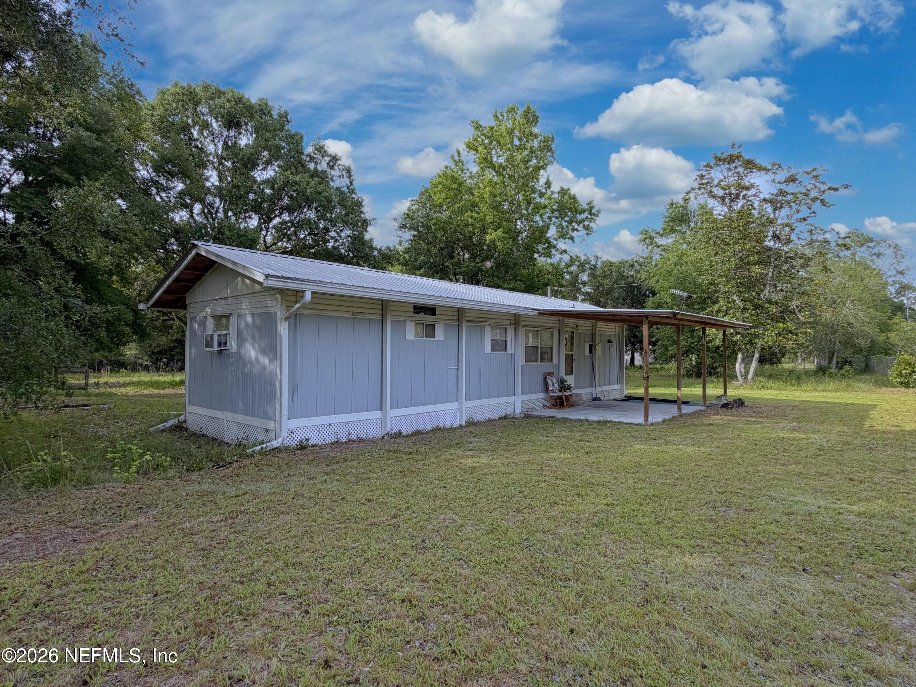 Photo 3 of 110 PLANTATION Circle, Palatka, FL 32177