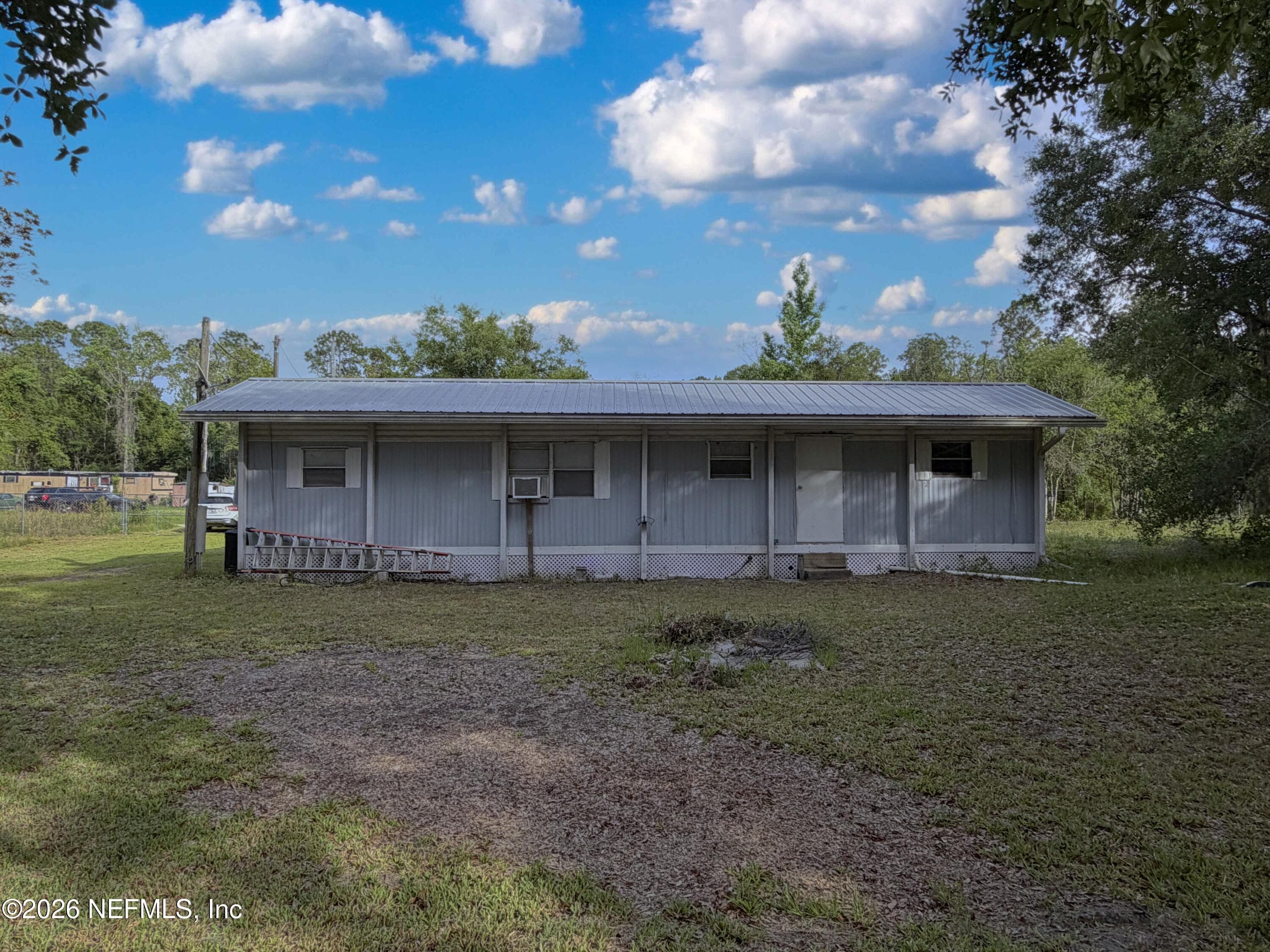 Photo 5 of 110 PLANTATION Circle, Palatka, FL 32177