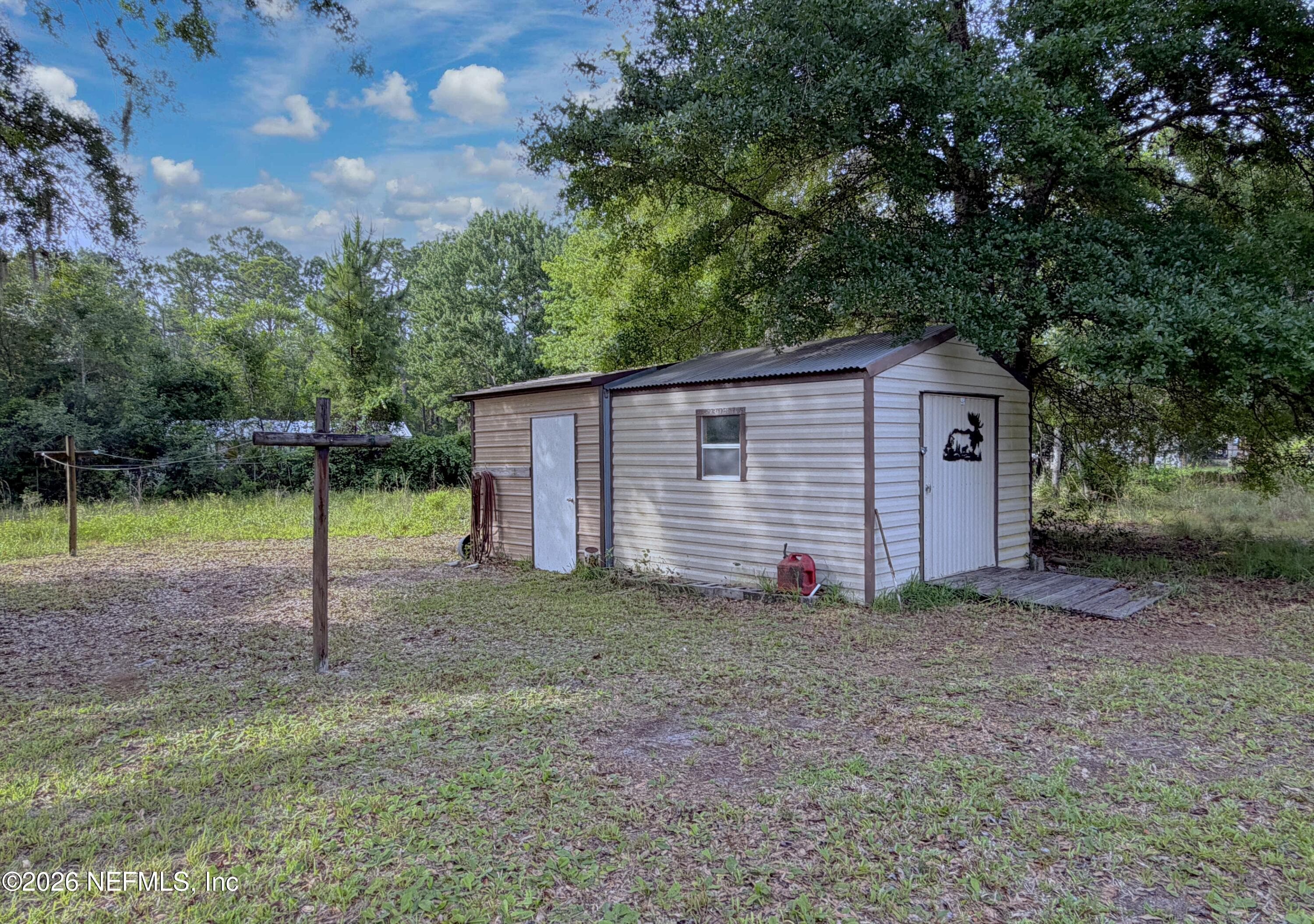 Photo 10 of 110 PLANTATION Circle, Palatka, FL 32177
