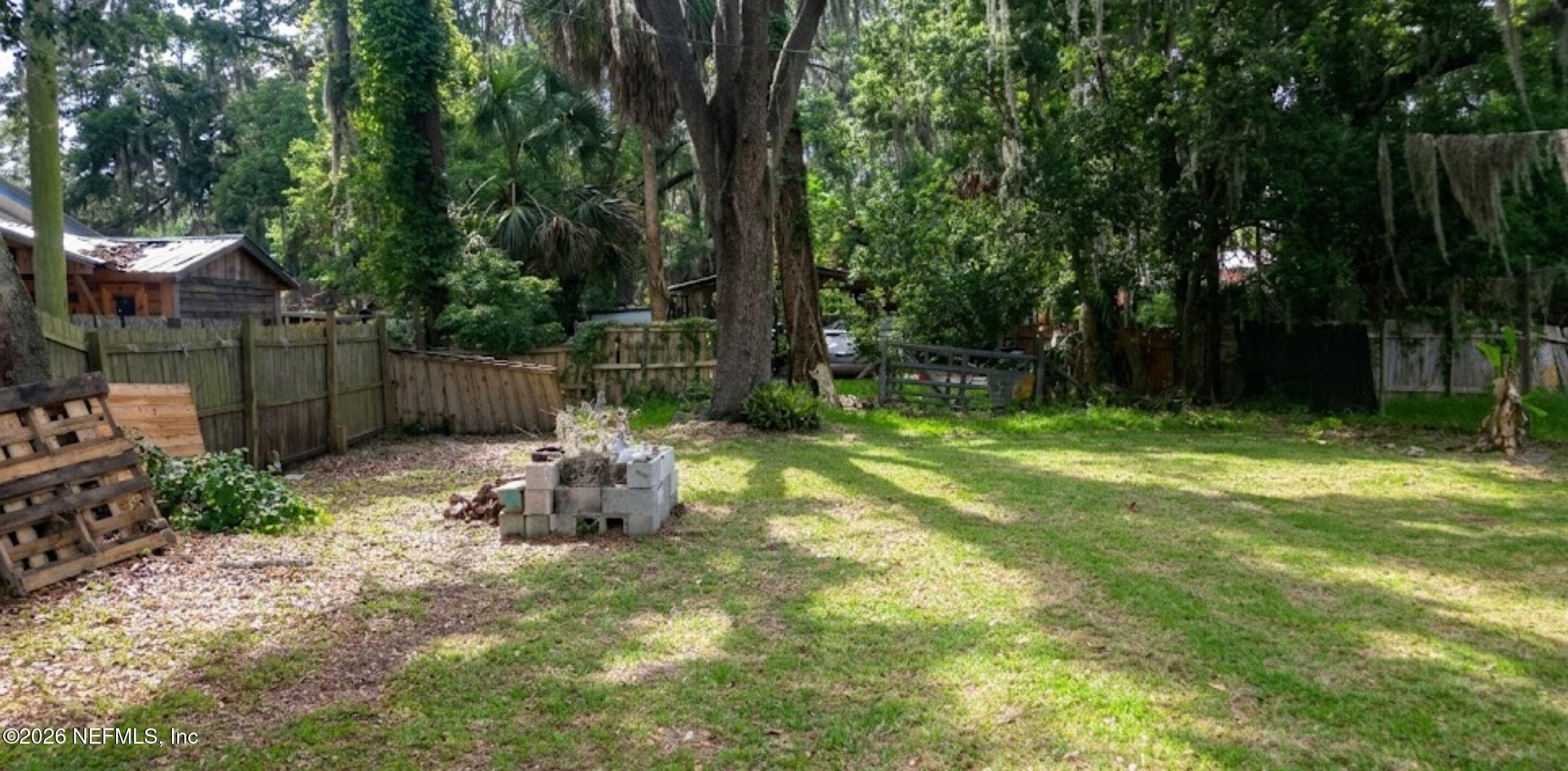 Photo 20 of 210 15TH Street, Palatka, FL 32177