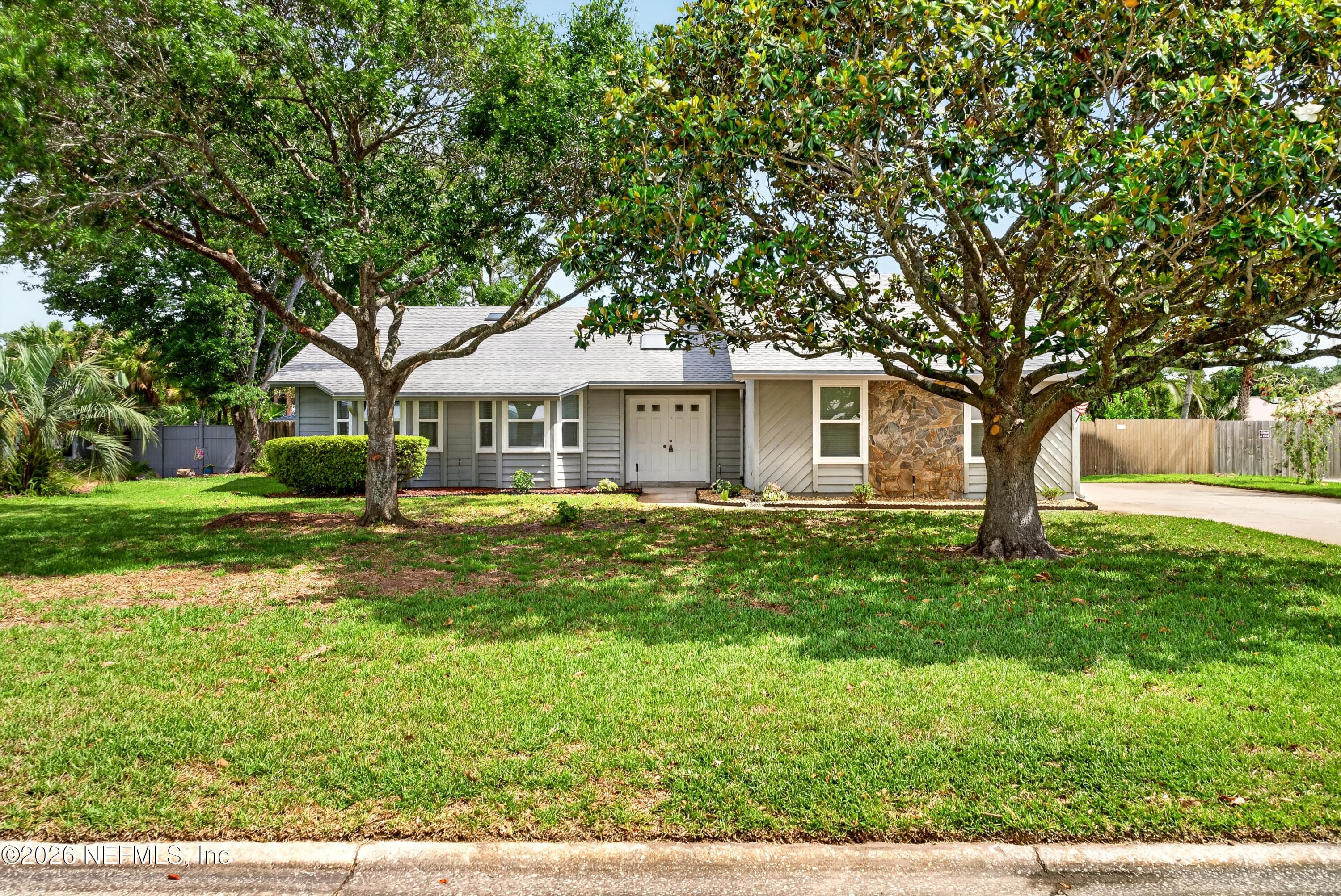 622 VALLEY FORGE Road N, Neptune Beach, FL 32266