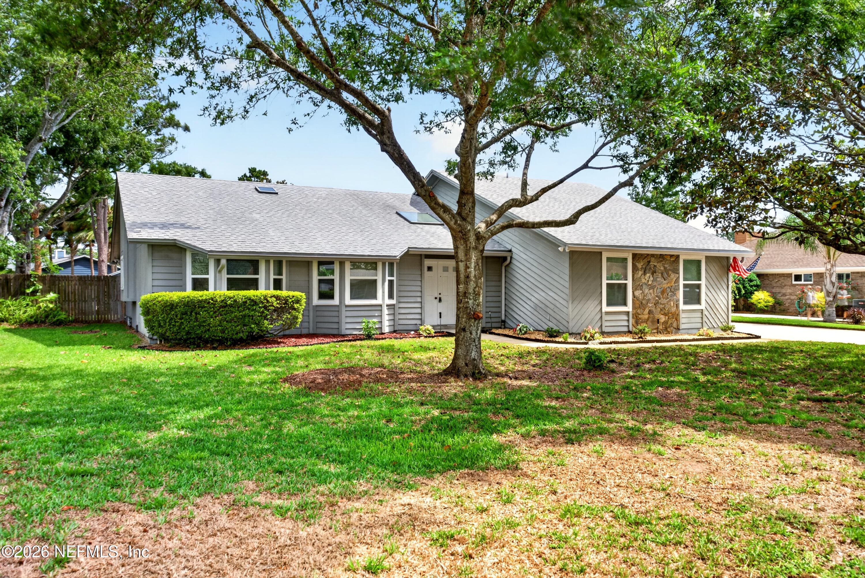 Photo 2 of 622 VALLEY FORGE Road N, Neptune Beach, FL 32266