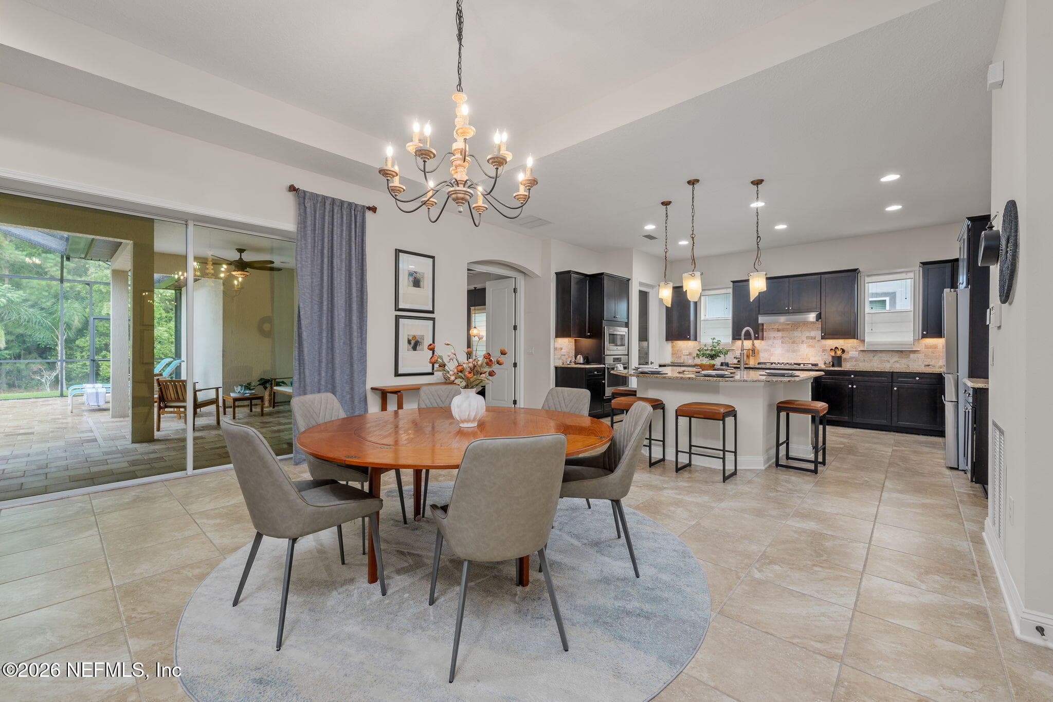 Photo 8 of 3092 BRETTUNGAR Drive, Jacksonville, FL 32246