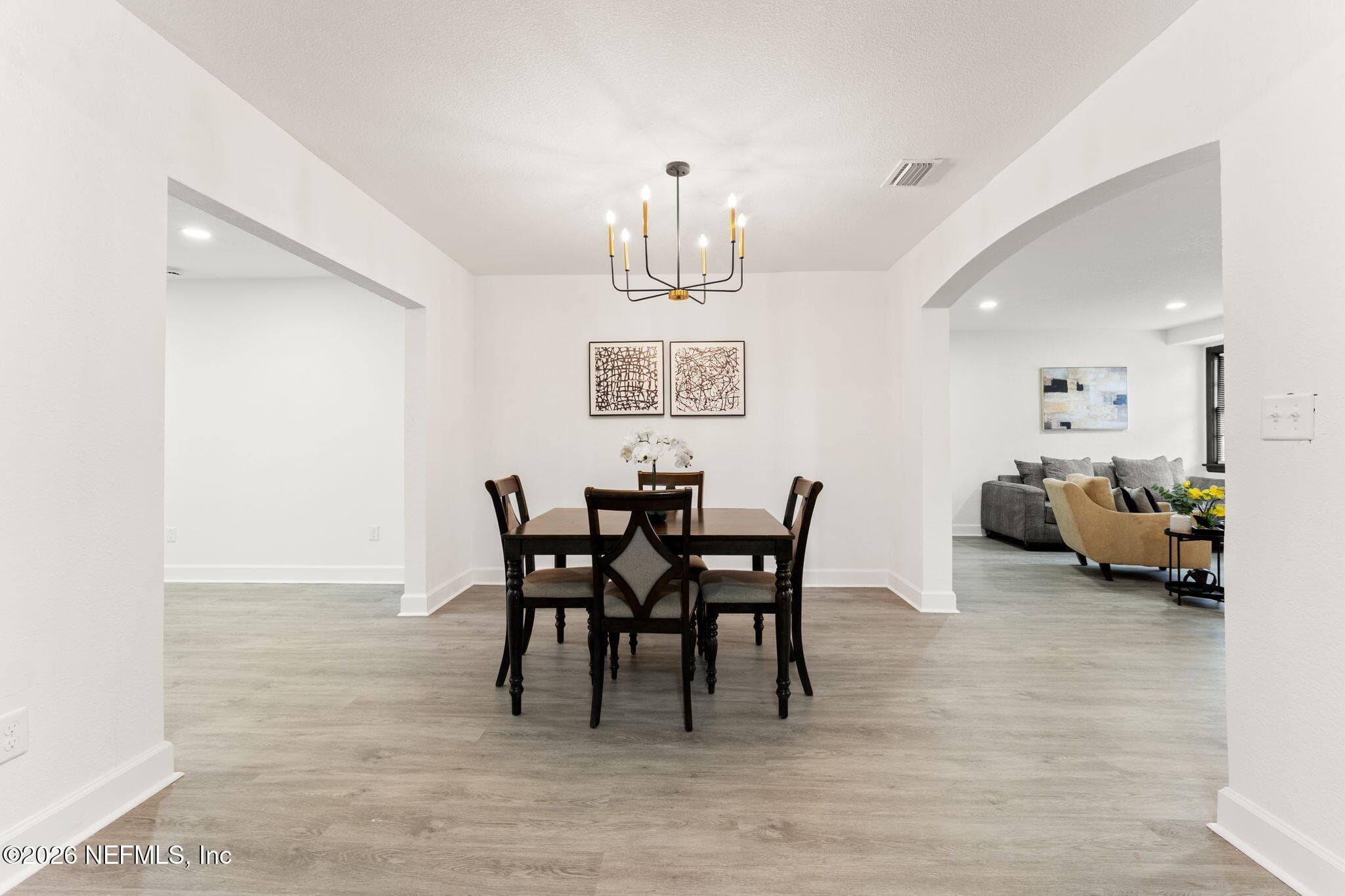 Photo 8 of 2131 REDFERN Road, Jacksonville, FL 32207
