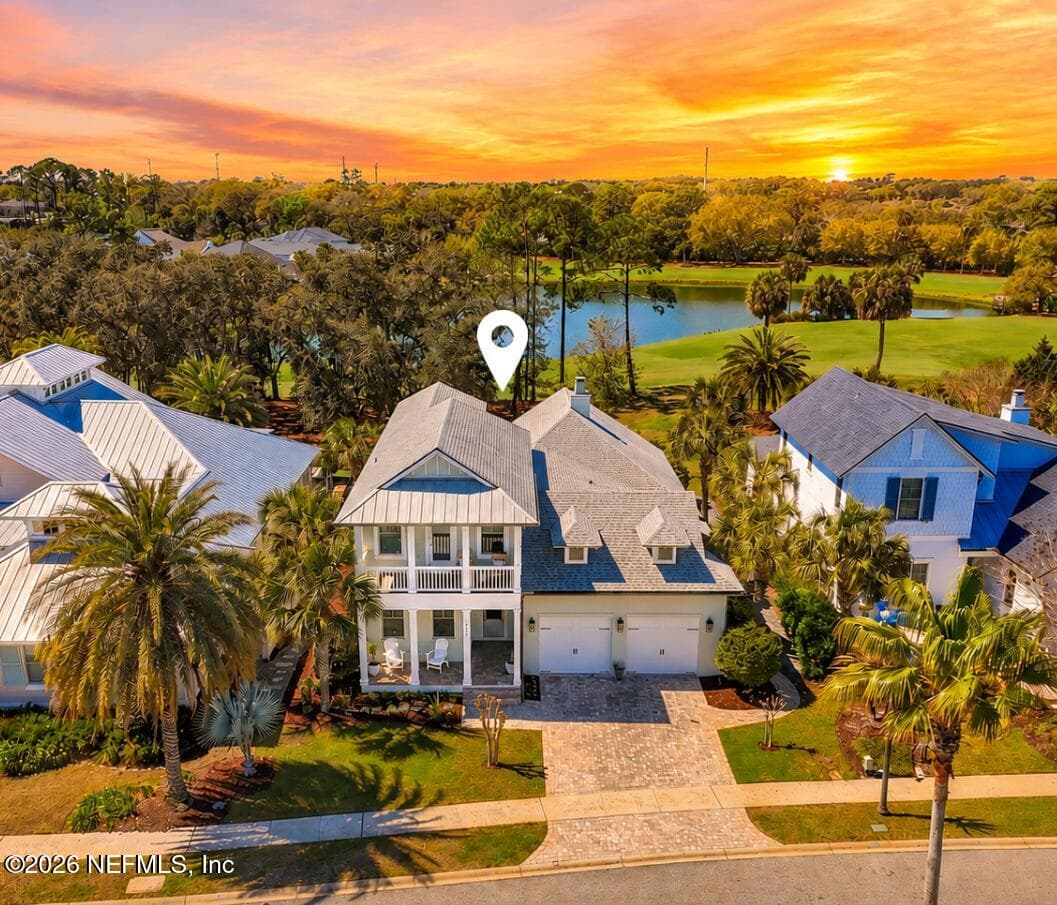 Enjoy top-notch amenities in a relaxed, yet upscale, family-friendly environment. — 1804 ATLANTIC BEACH Drive, Atlantic Beach, FL 32233