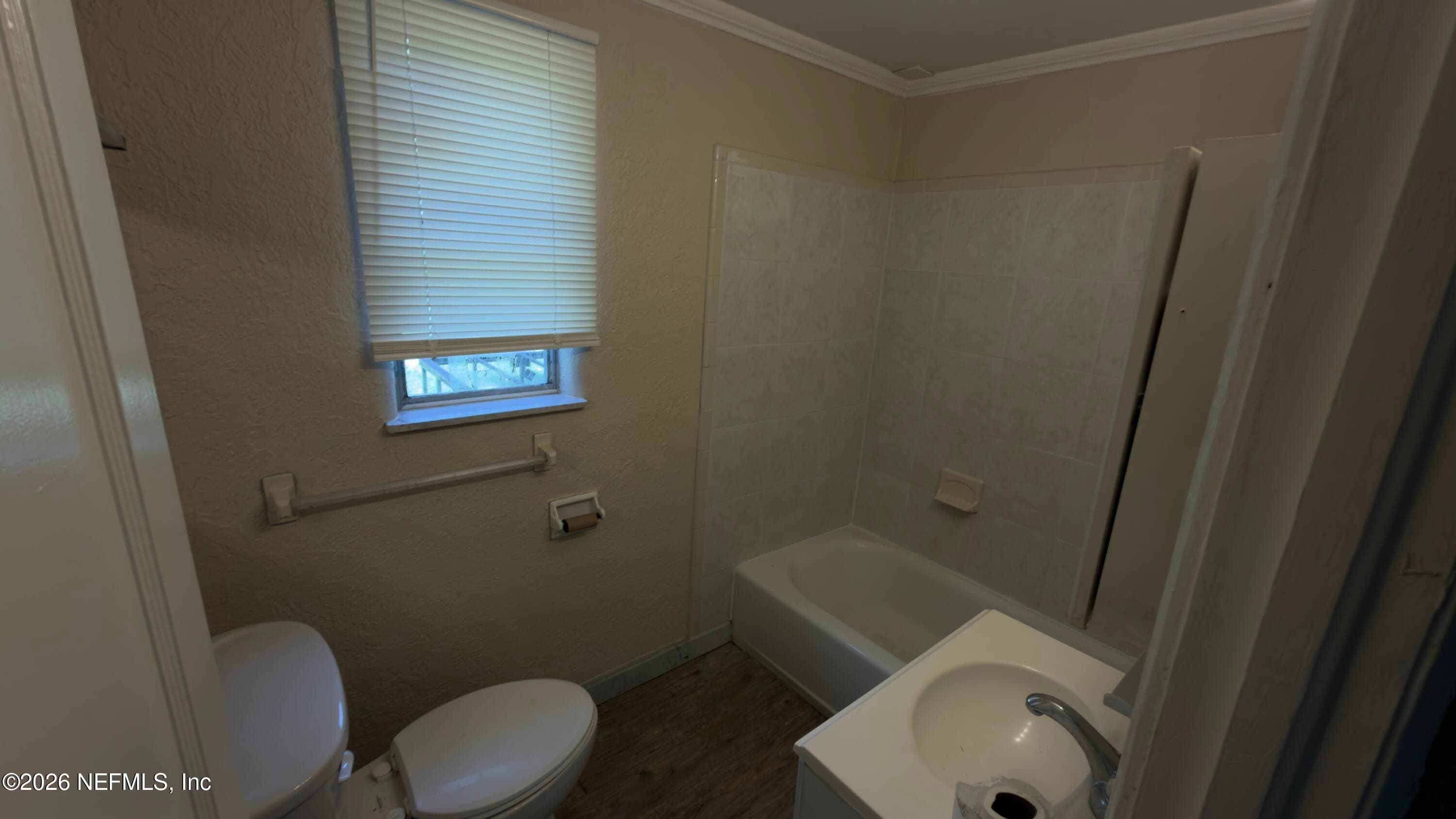 Photo 6 of 10592 HAVERFORD Road, Jacksonville, FL 32218