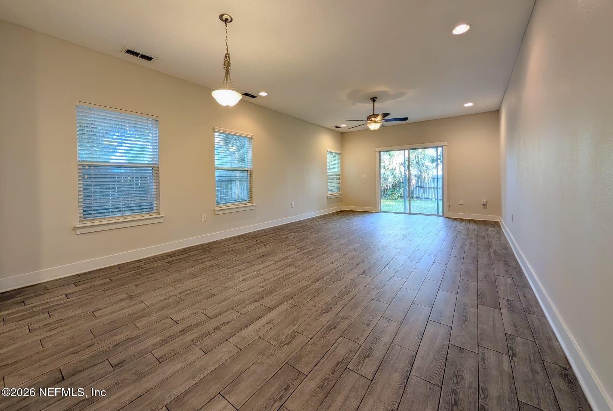 Photo 12 of 629 2ND Avenue S, Jacksonville Beach, FL 32250