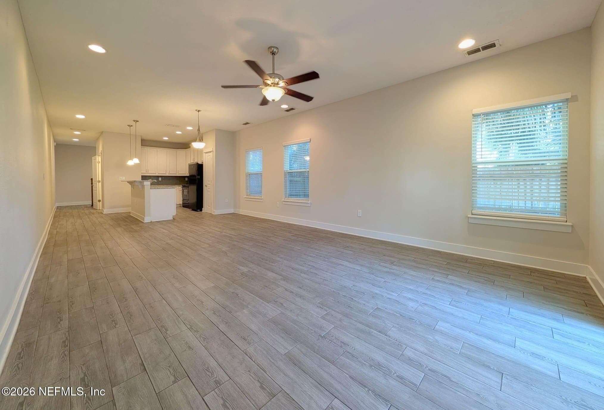 Photo 3 of 629 2ND Avenue S, Jacksonville Beach, FL 32250
