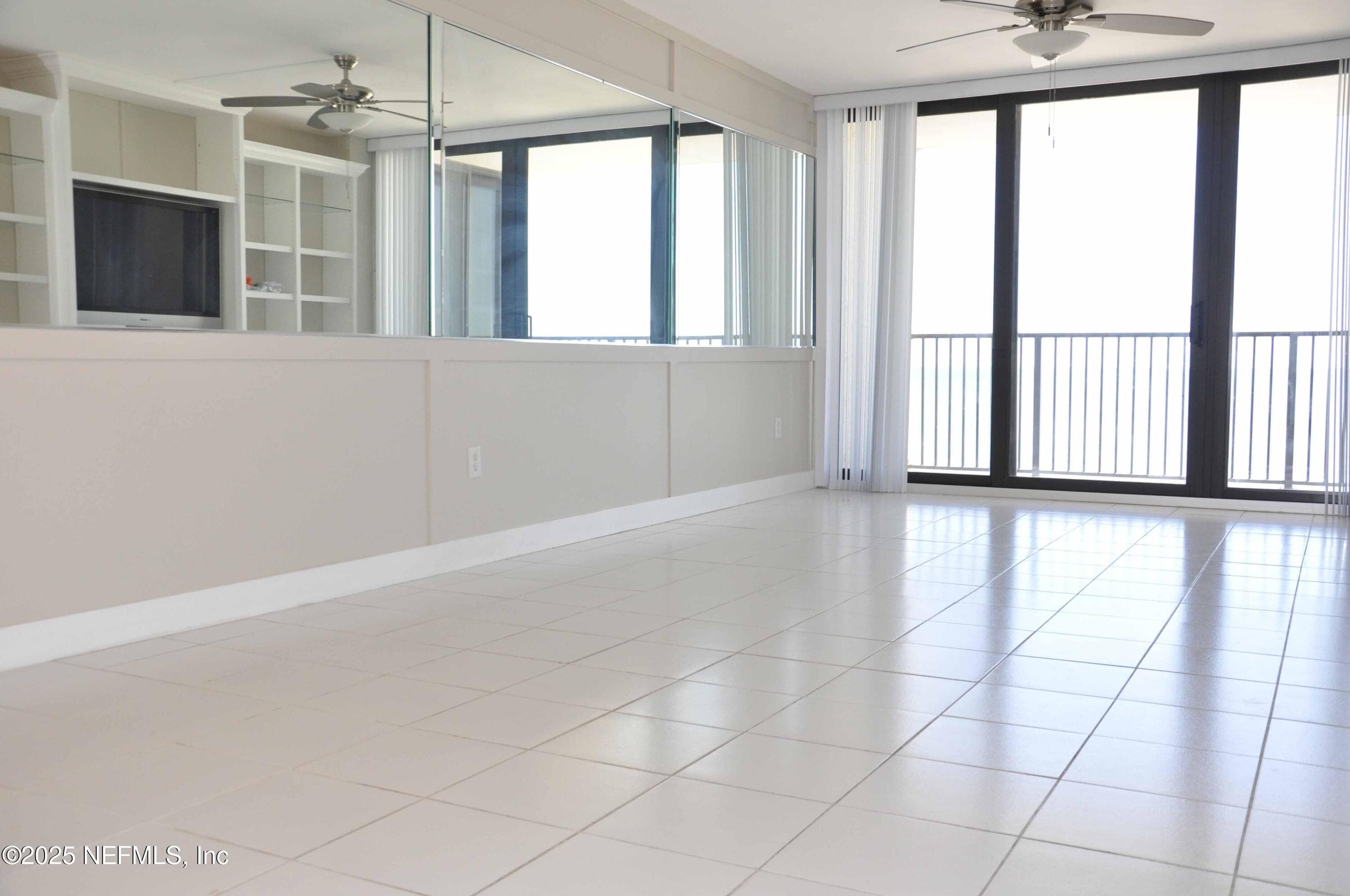 Photo 3 of 1301 S 1ST Street 906, Jacksonville Beach, FL 32250