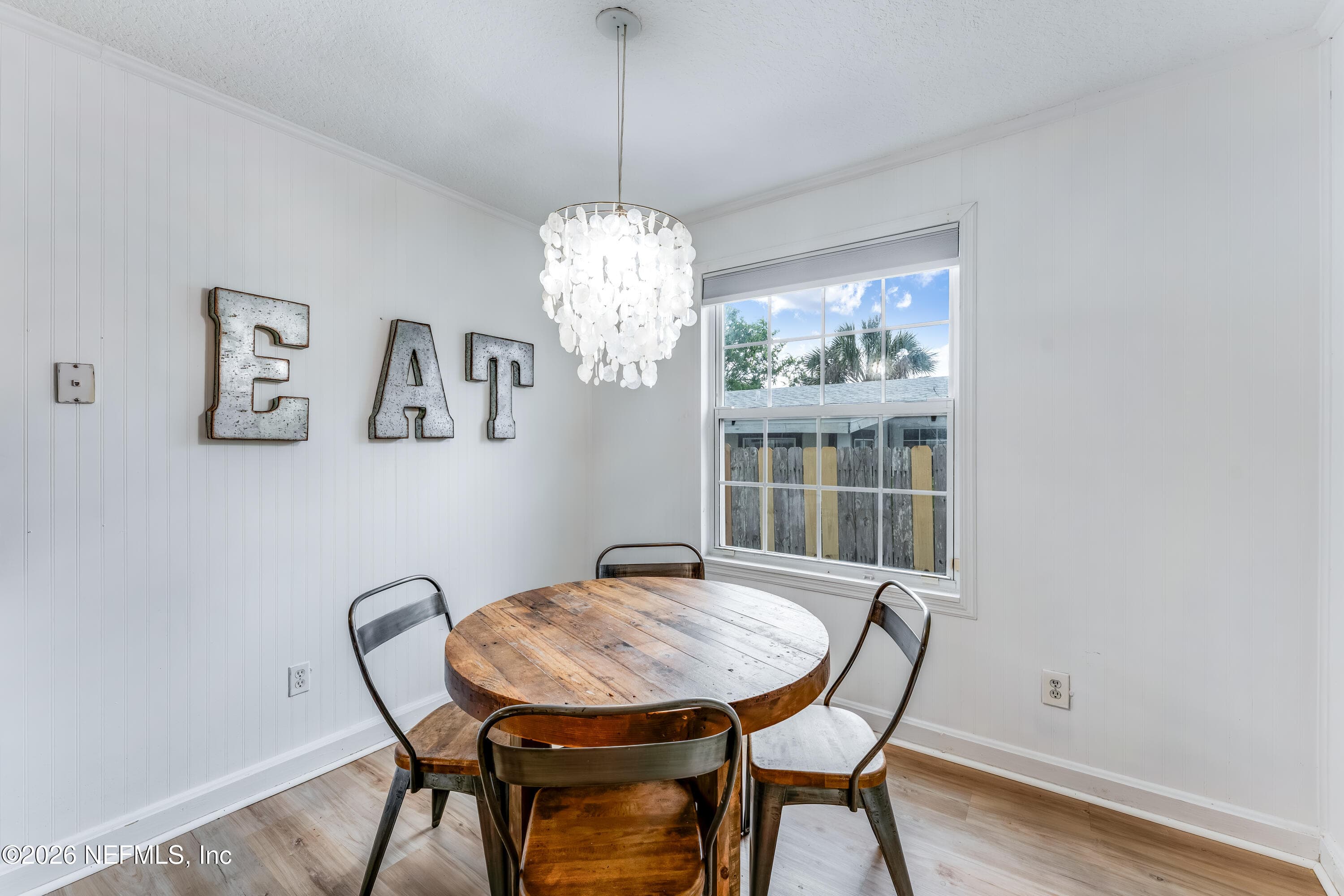 Additional Dining — 522 3RD Avenue S, Jacksonville Beach, FL 32250