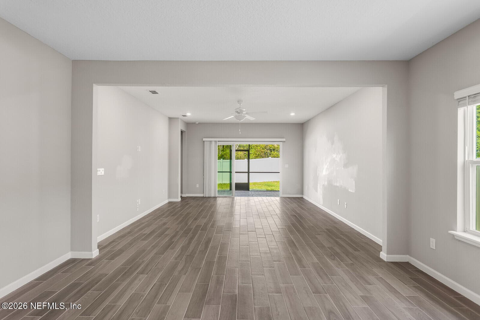 Photo 8 of 1642 STRAWBERRY CREEK Court, Jacksonville, FL 32211
