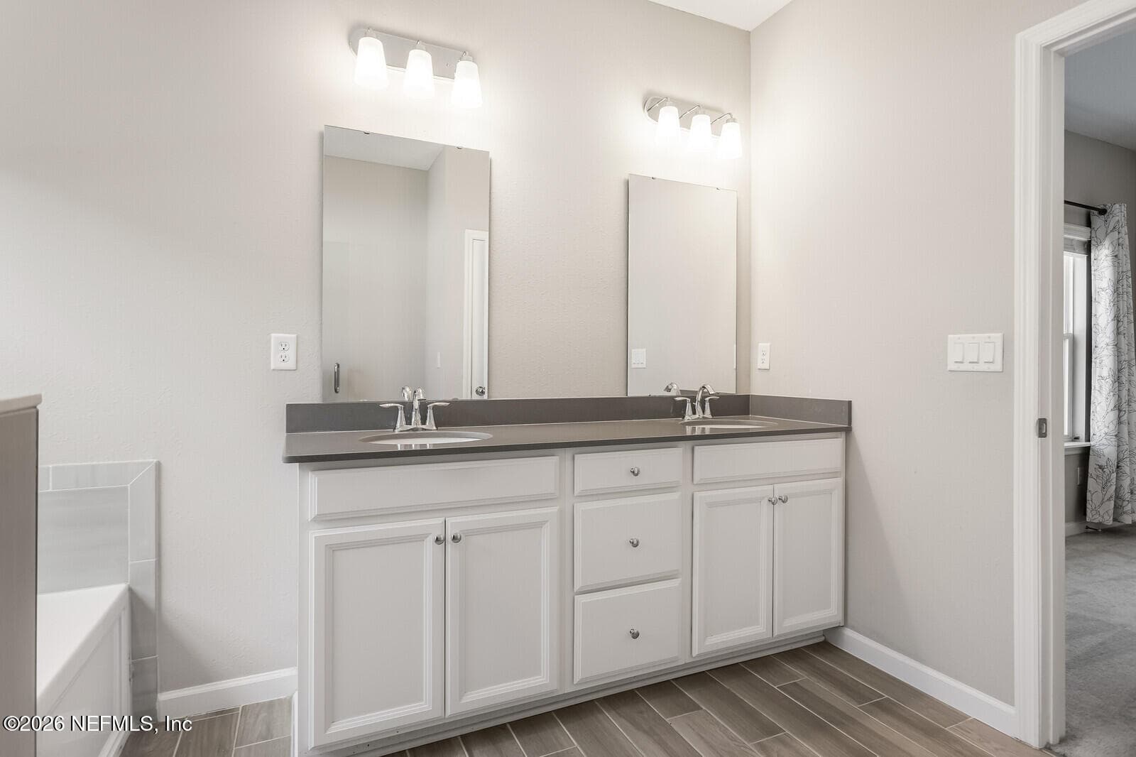 Photo 13 of 1642 STRAWBERRY CREEK Court, Jacksonville, FL 32211