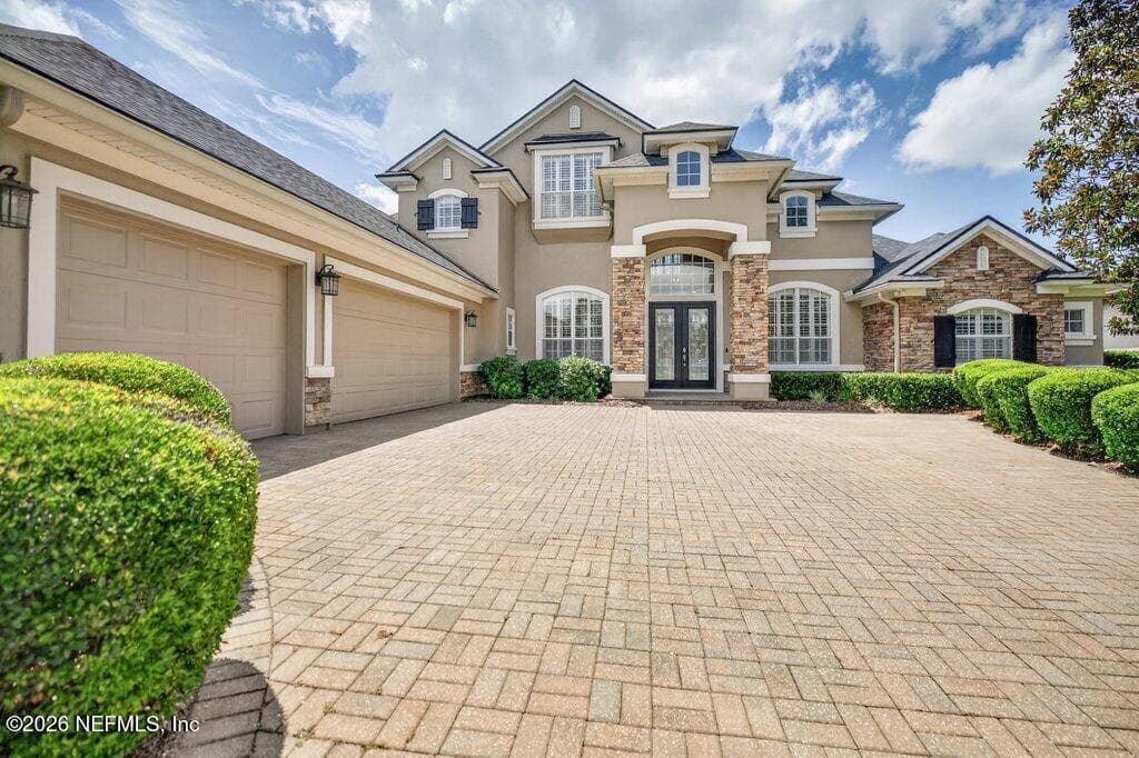 Photo 4 of 824 E DORCHESTER Drive, St. Johns, FL 32259