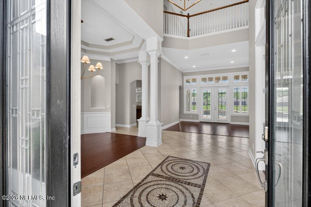 Photo 8 of 824 E DORCHESTER Drive, St. Johns, FL 32259