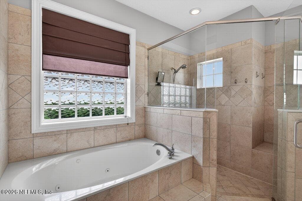 Photo 32 of 824 E DORCHESTER Drive, St. Johns, FL 32259