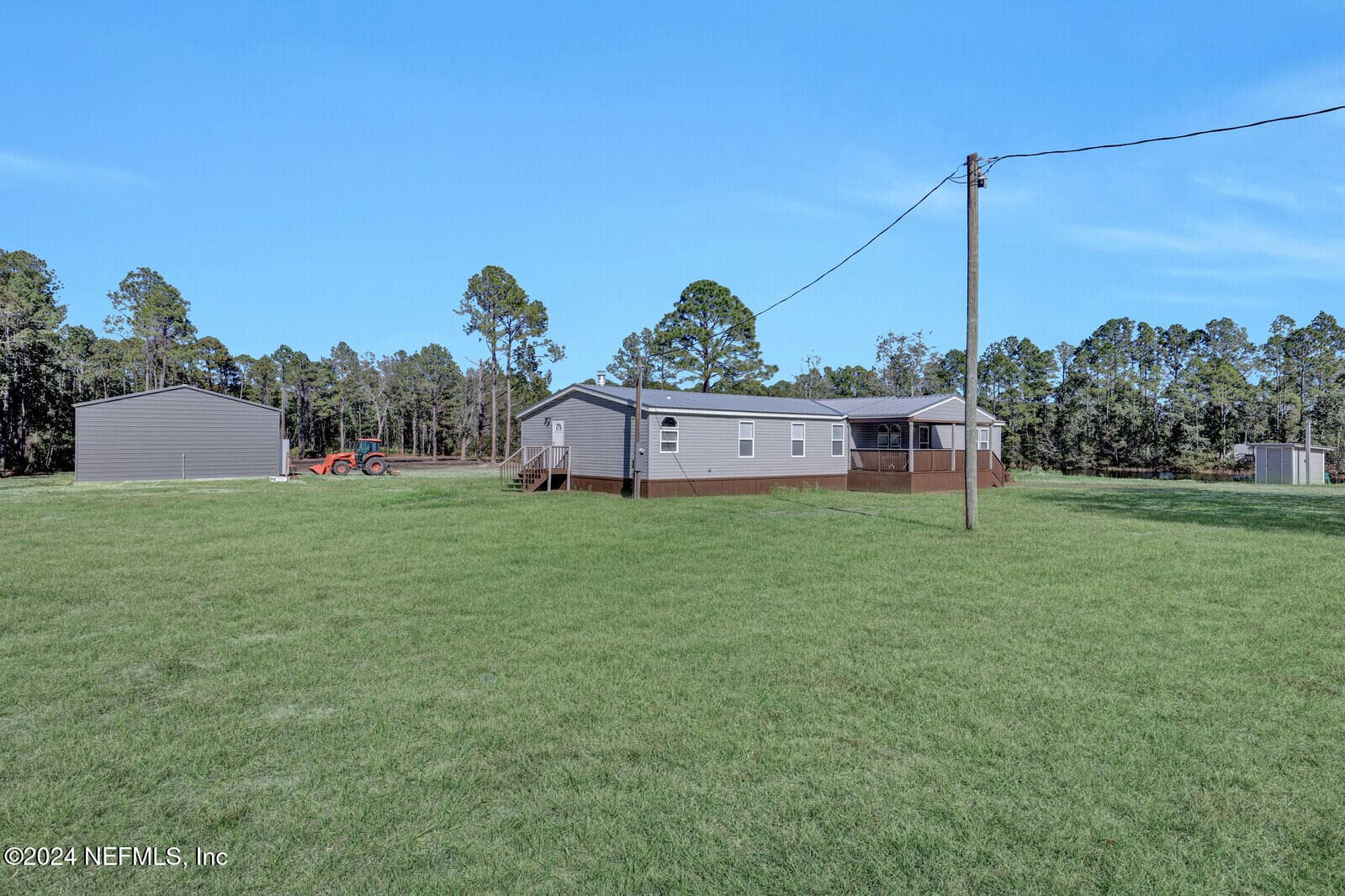 Photo 7 of 141 WOODS Road, San Mateo, FL 32187