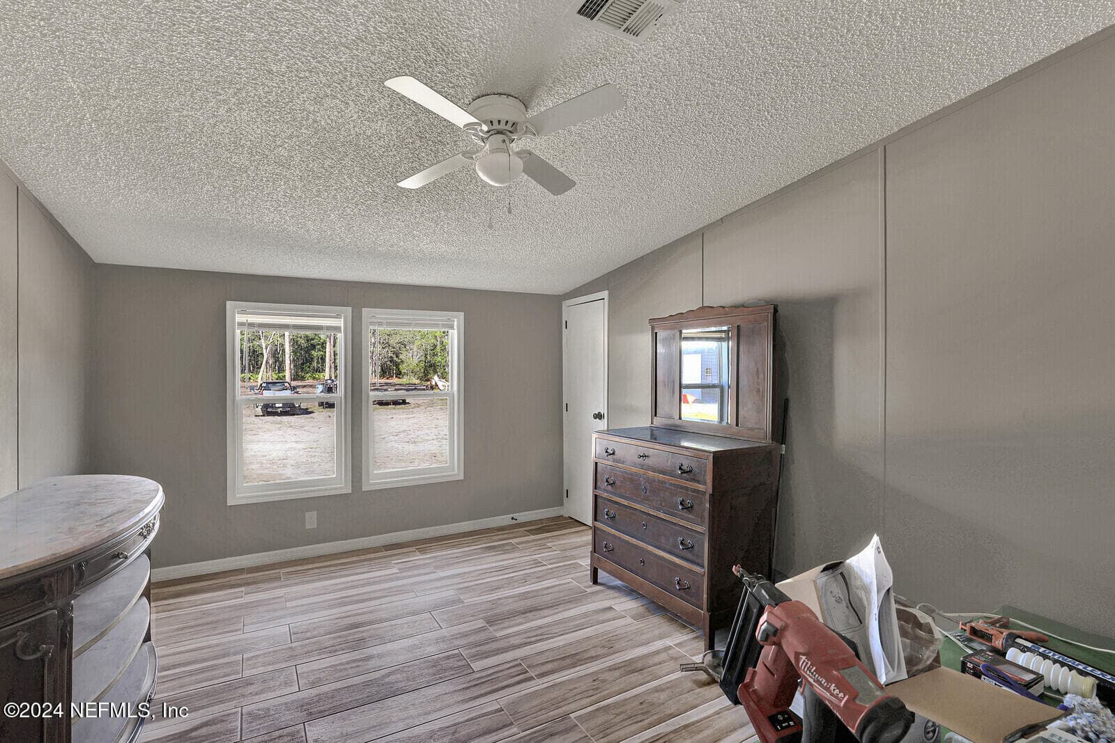 Photo 15 of 141 WOODS Road, San Mateo, FL 32187