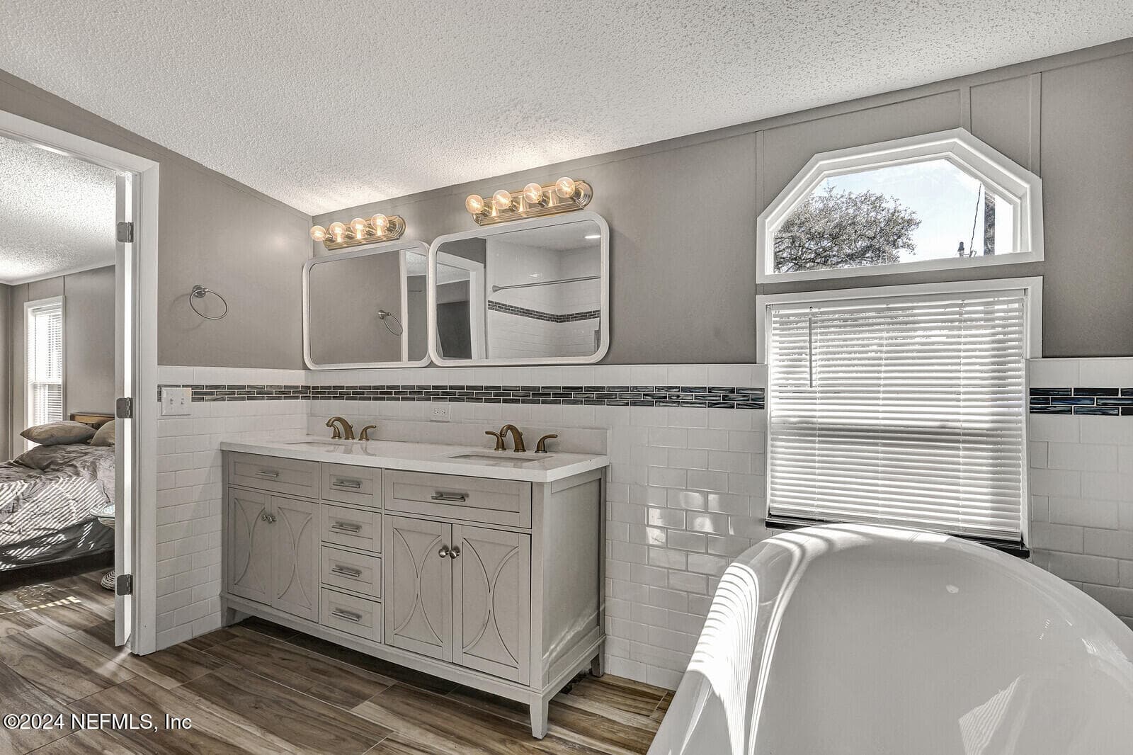 Photo 33 of 141 WOODS Road, San Mateo, FL 32187
