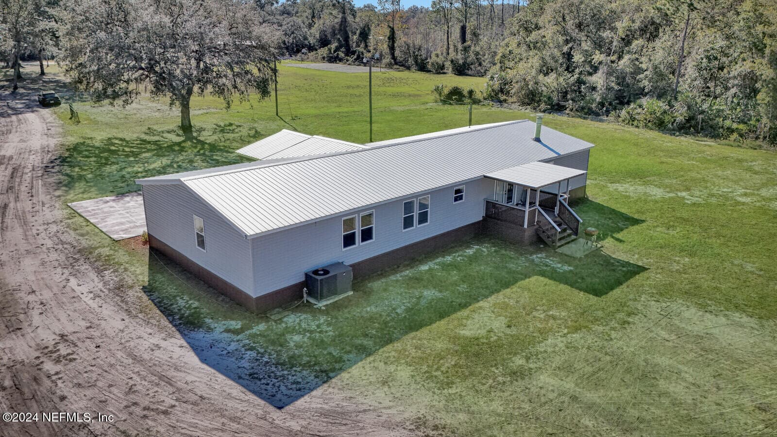Photo 46 of 141 WOODS Road, San Mateo, FL 32187