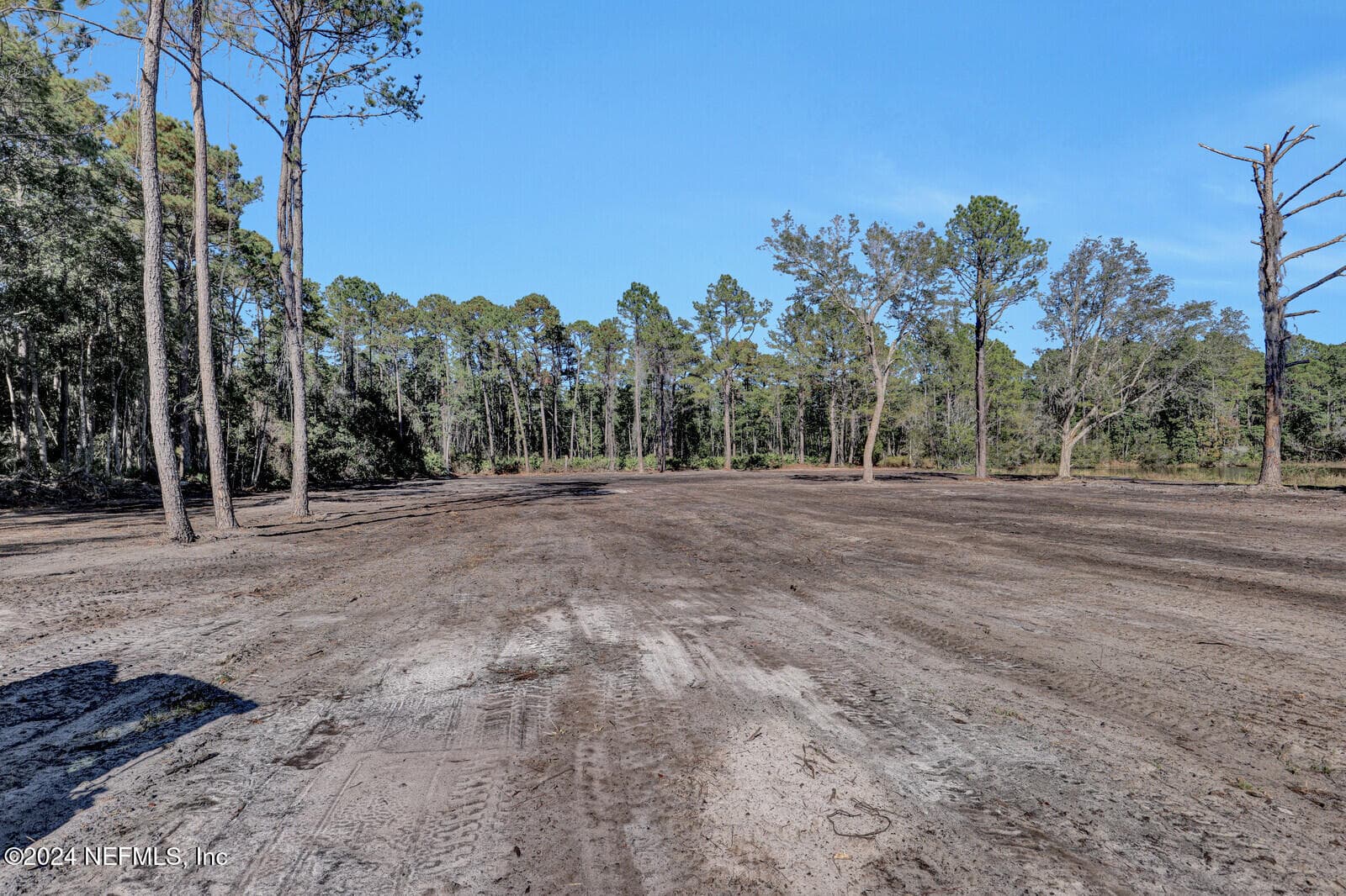 Photo 56 of 141 WOODS Road, San Mateo, FL 32187