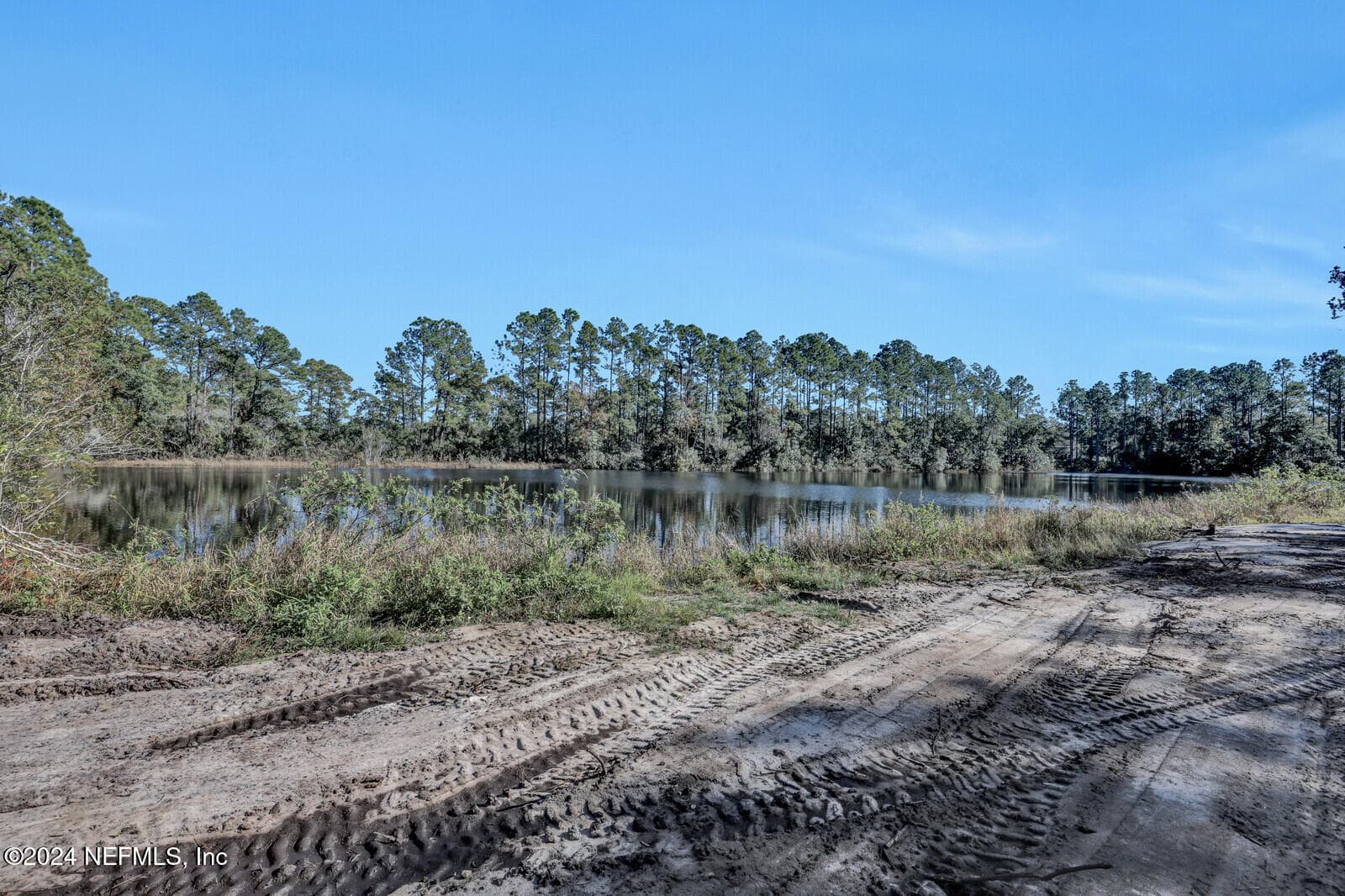 Photo 57 of 141 WOODS Road, San Mateo, FL 32187