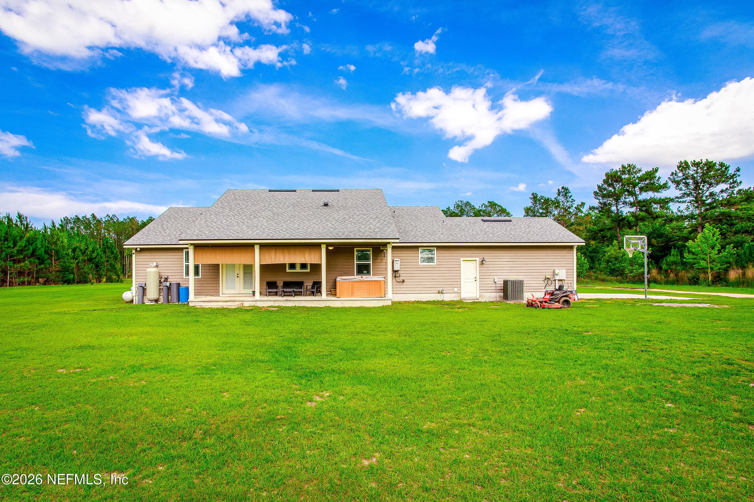 Photo 21 of 26575 SHEARED STOKES Road, Hilliard, FL 32046