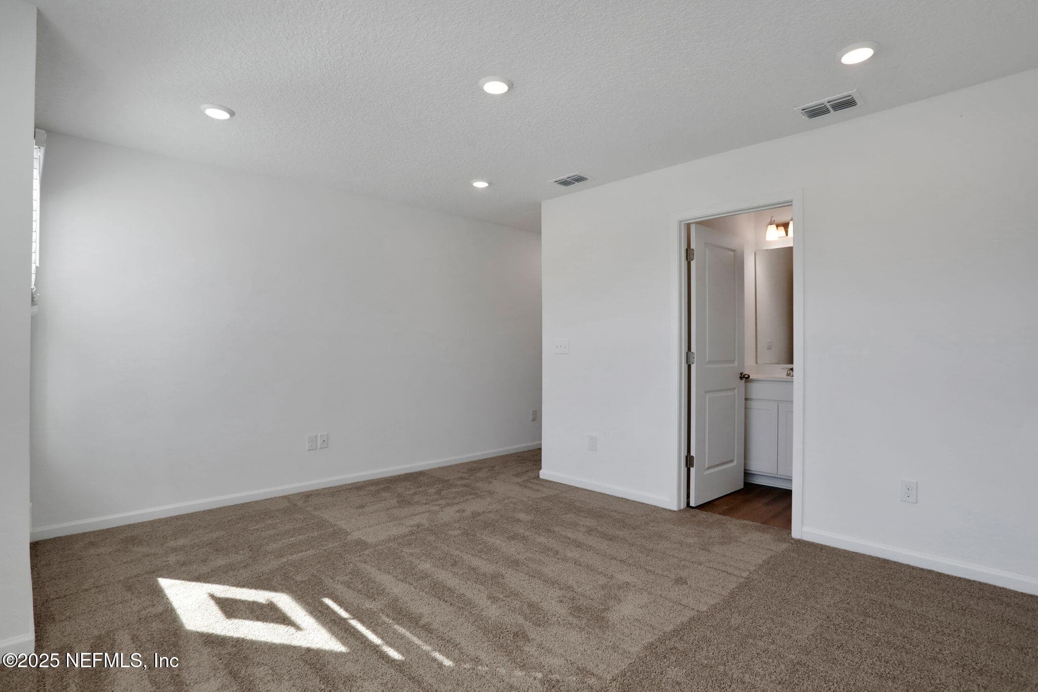 Photo 20 of 719 SAILOR GROVE Lane, Jacksonville, FL 32221