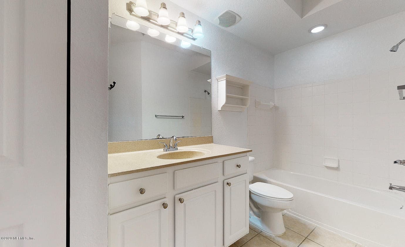 Photo 3 of 10075 GATE Parkway N 505, Jacksonville, FL 32246