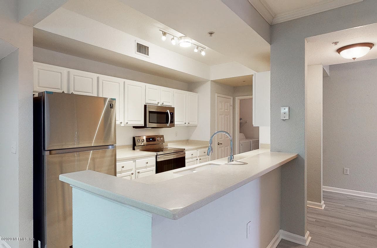 Photo 16 of 10075 GATE Parkway N 505, Jacksonville, FL 32246