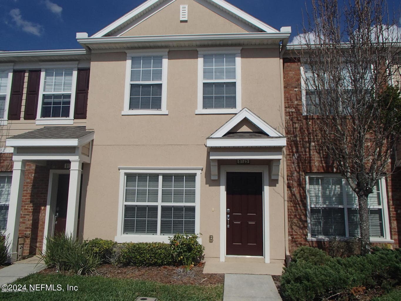 Photo 2 of 8125 SUMMERGATE Court, Jacksonville, FL 32256