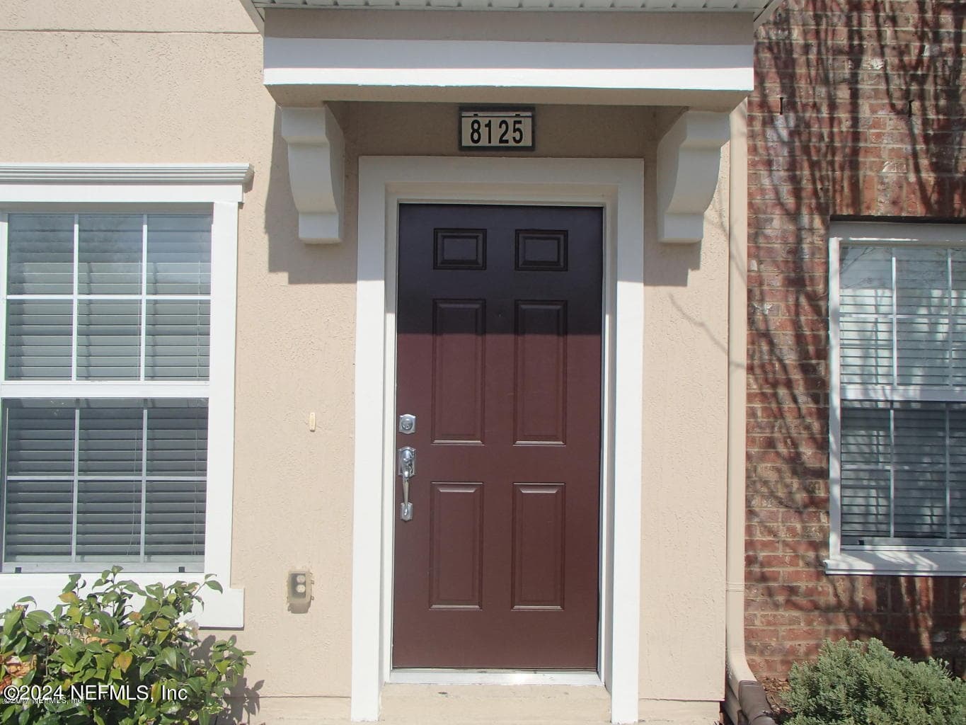 Photo 3 of 8125 SUMMERGATE Court, Jacksonville, FL 32256
