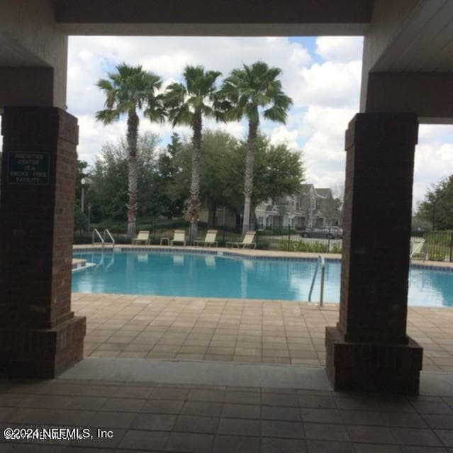 Photo 24 of 8125 SUMMERGATE Court, Jacksonville, FL 32256