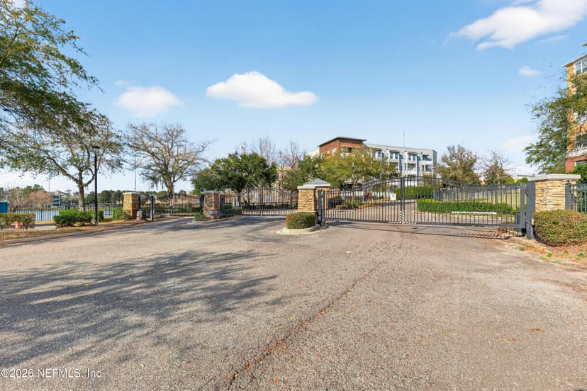8550 Touchton Road 2221, Jacksonville, FL 32216