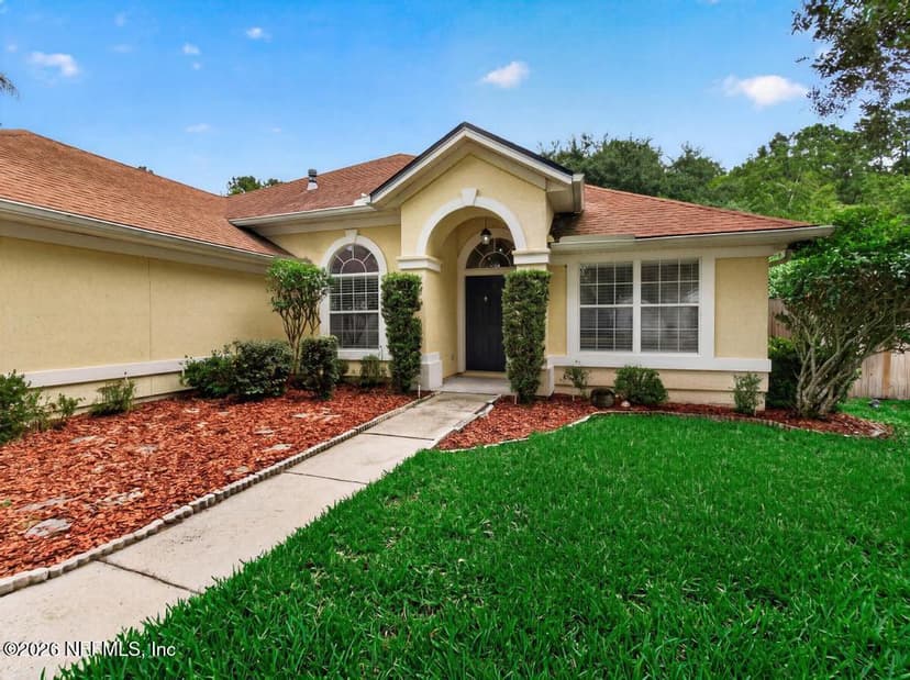 7883 Chase Meadows Drive E, Jacksonville, FL 32256
