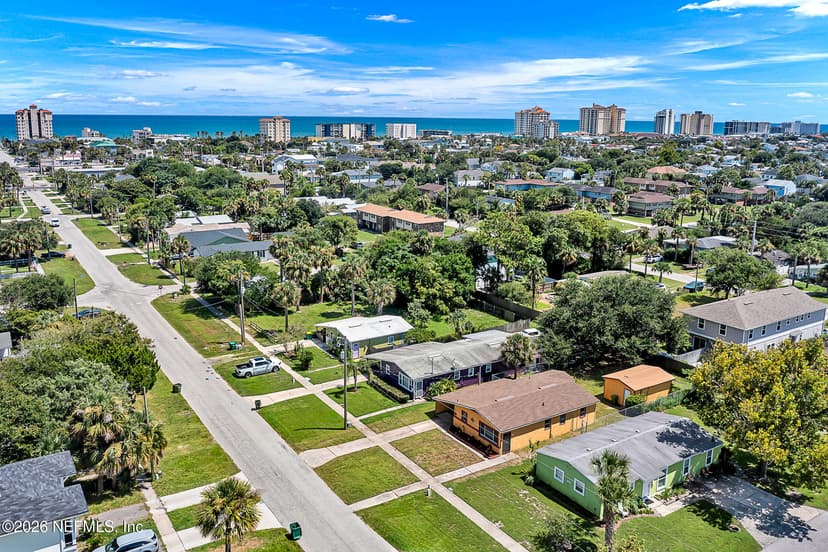 628 3rd Avenue S, Jacksonville Beach, FL 32250