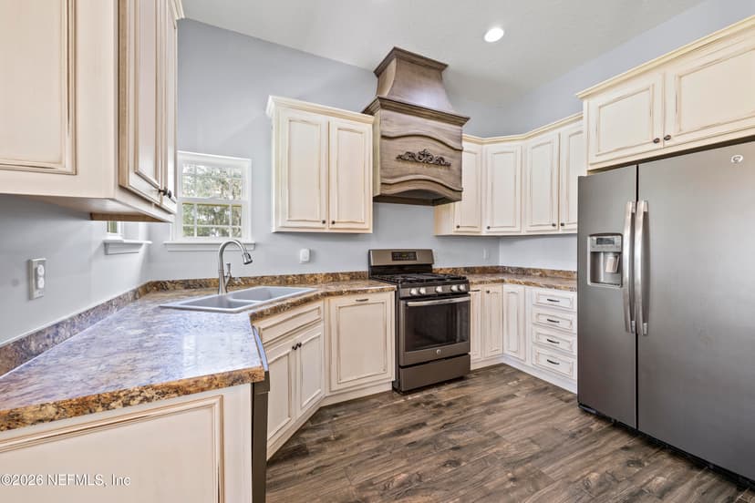 7016 Oak Ridge Drive, Glen St. Mary, FL 32040