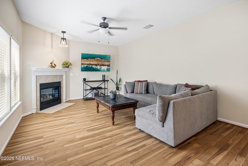 958 Mineral Creek Drive, Jacksonville, FL 32225