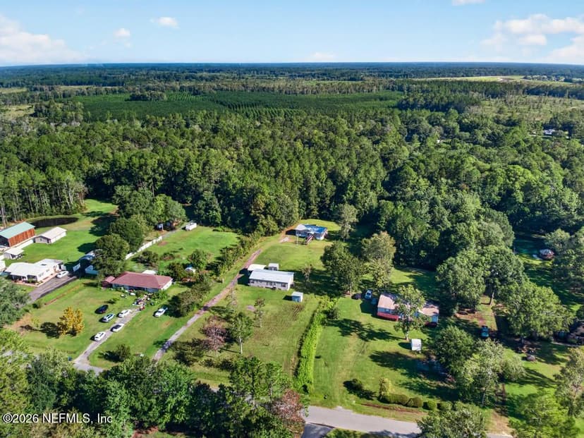 44326 Woodland Circle, Callahan, FL 32011
