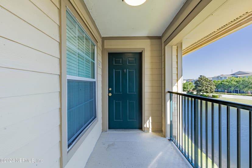 7800 Point Meadows Drive Unit # 1232, Jacksonville, FL 32256